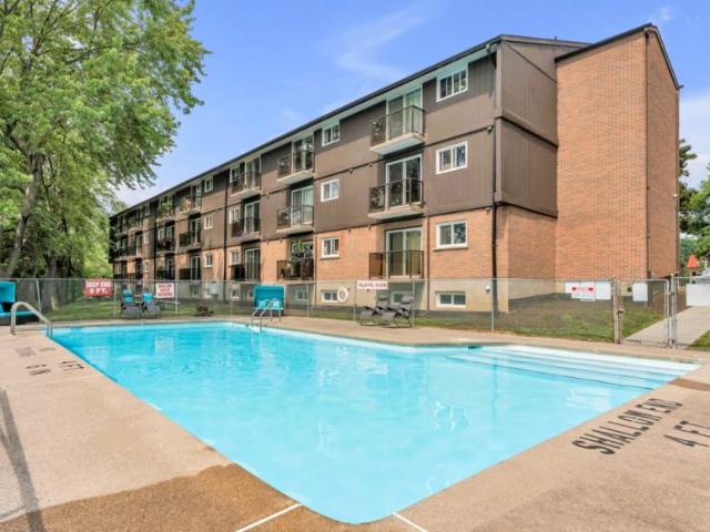 1 Bedroom Apartment Kingston ON LS98334604