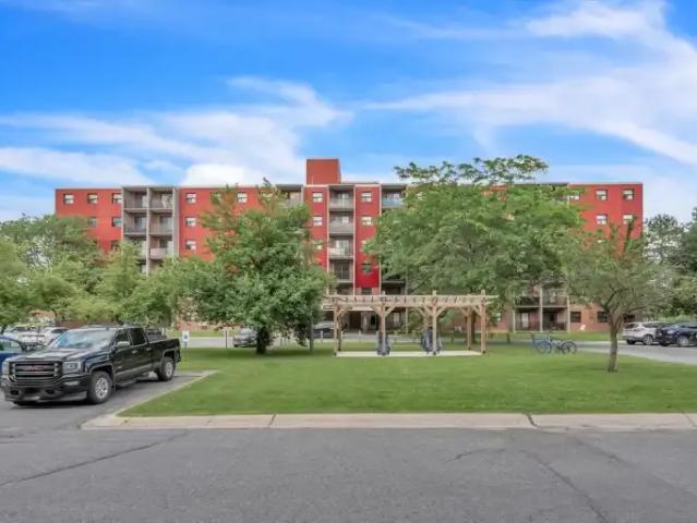 1 Bedroom Apartment Kingston ON 104105874