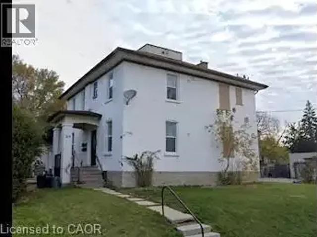 1 Bedroom Apartment Kitchener ON 100171220