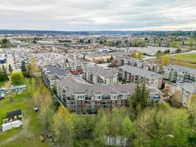 1 Bedroom Apartment Langley BC LS102701473
