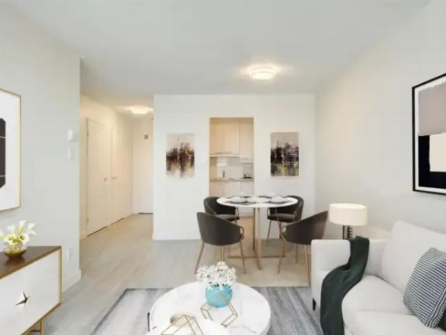 1 Bedroom Apartment Laval QC 102578219