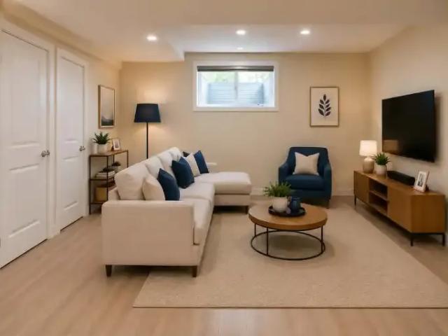 1 Bedroom Apartment Leduc AB 104224402