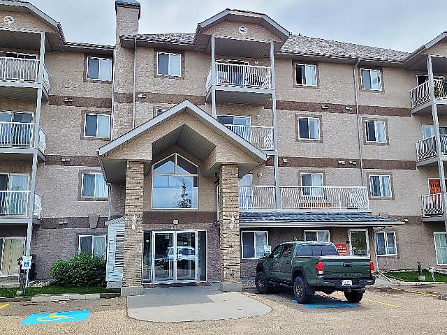 1 Bedroom Apartment, Private Balcony Insuite Laundry