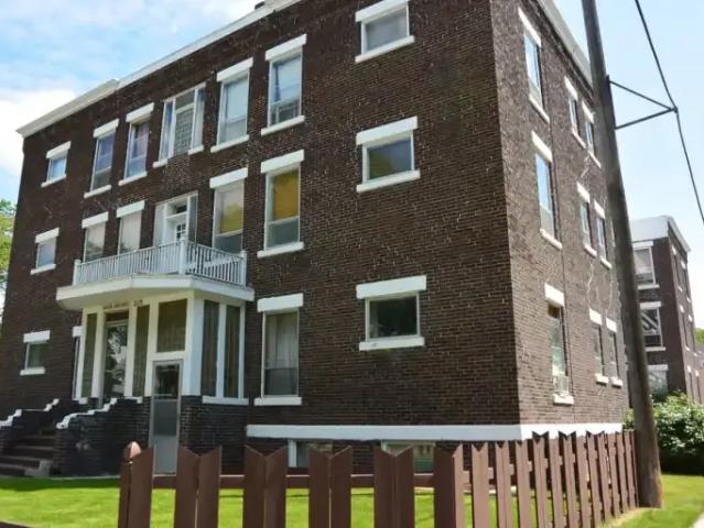 1 Bedroom Apartment Regina SK 102467523