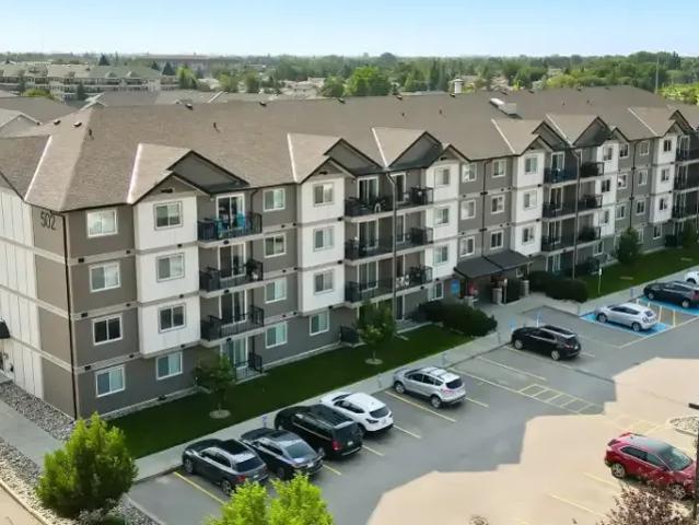 1 Bedroom Apartment Regina SK 105247828