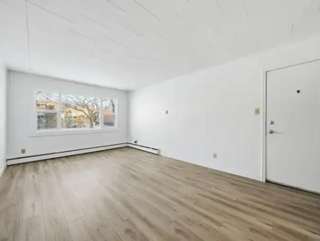 1 Bedroom Apartment Regina SK LS101473338