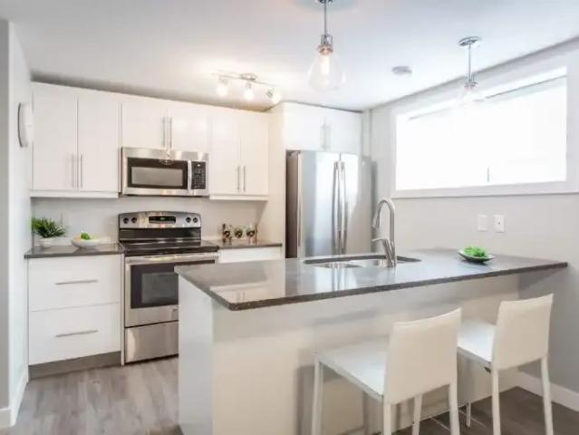 1 Bedroom Apartment Regina SK LS101772885