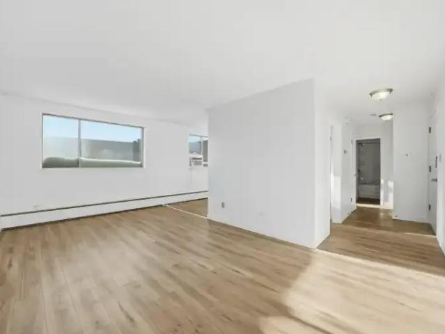 1 Bedroom Apartment Regina SK LS101985375