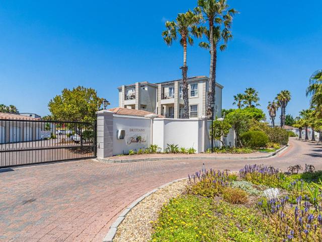 1 Bedroom apartment rented in Tokai, Cape Town
