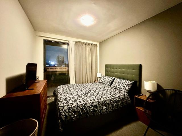 1 Bedroom apartment rented in Zonnebloem, Cape Town