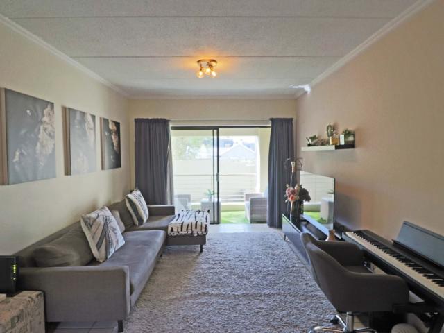 1 Bedroom Apartment Rented in Bryanston