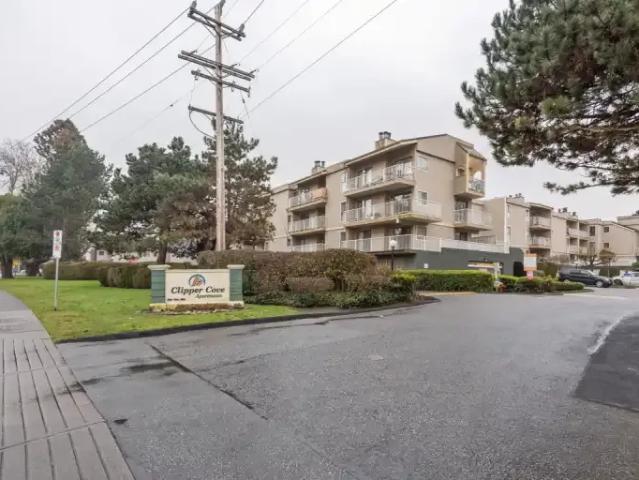 1 Bedroom Apartment Richmond BC 102752028