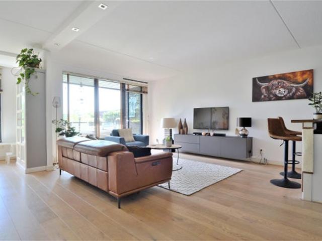 1 bedroom Apartment Surface Area: 85m2 Furnished Available from: 2026 09 01