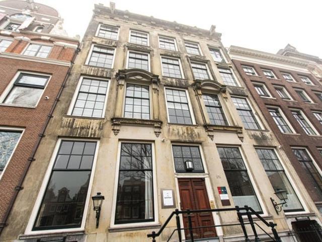 1 bedroom Apartment Surface Area: 92m2 Furnished