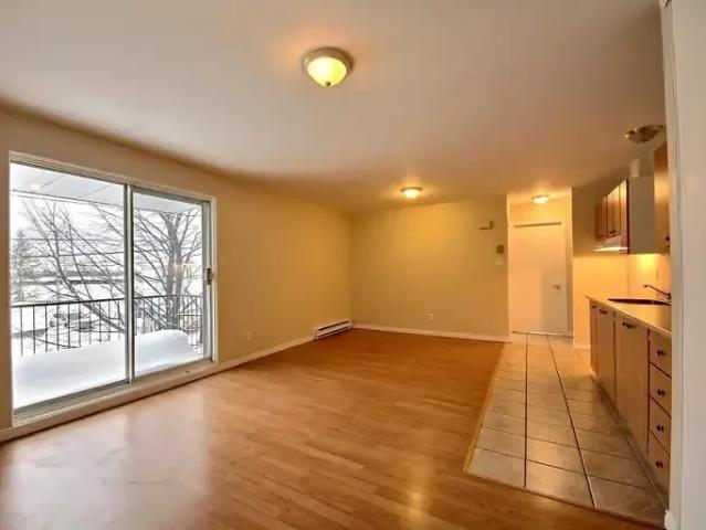 1 Bedroom Apartment Saguenay QC 104178761