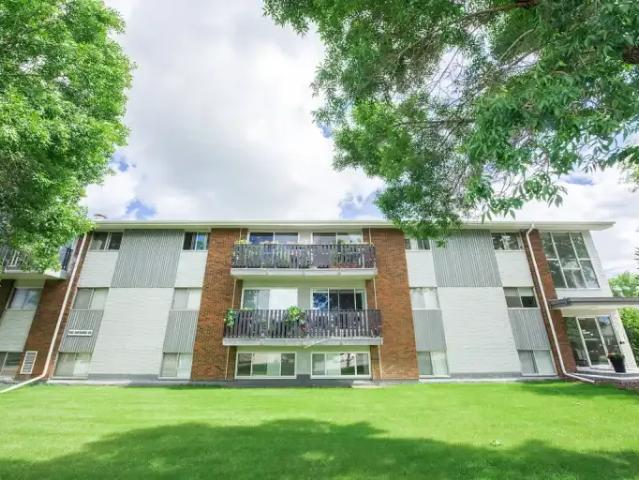 1 Bedroom Apartment Sherwood Park AB 103694439