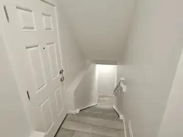 1 Bedroom Apartment Sherwood Park AB 103958452