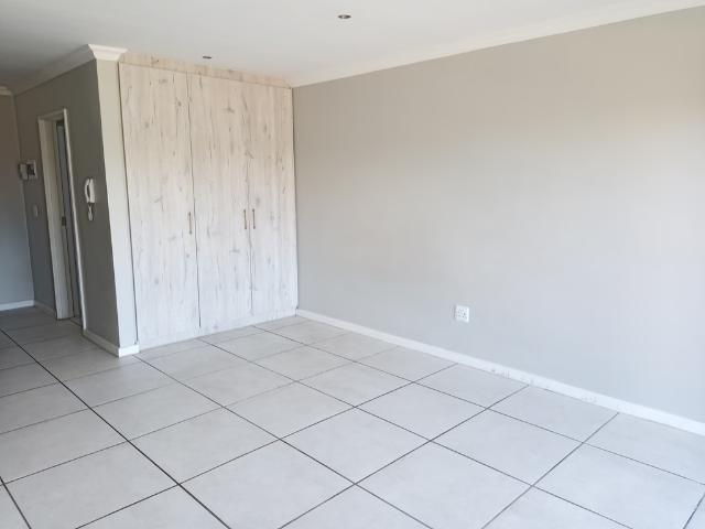 1 Bedroom Apartment To Let in Walmer