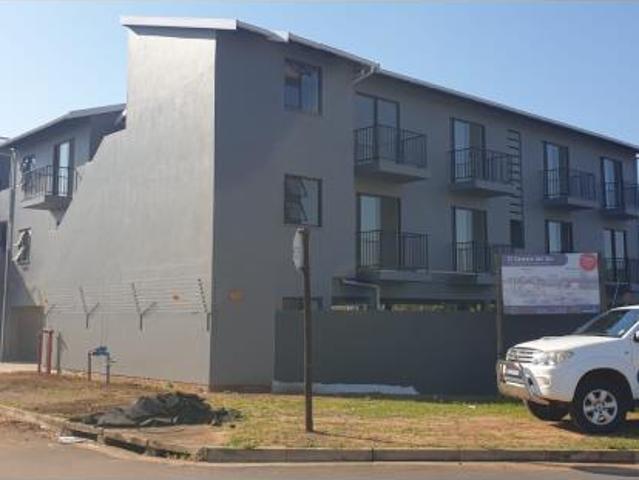 1 Bedroom Apartment To Let in Athlone Park