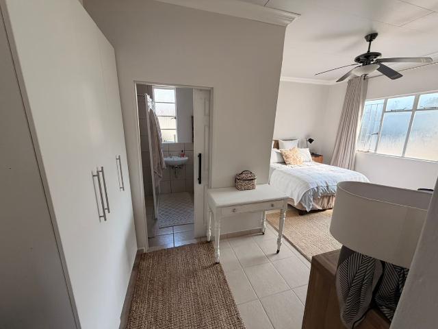 1 Bedroom Apartment To Let in Bayswater