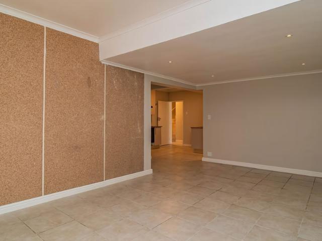 1 Bedroom Apartment To Let in Bishopscourt