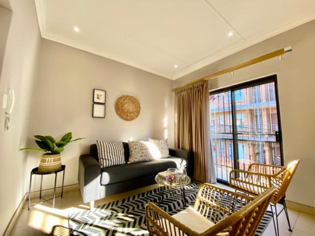 1 Bedroom Apartment To Let in Bult South