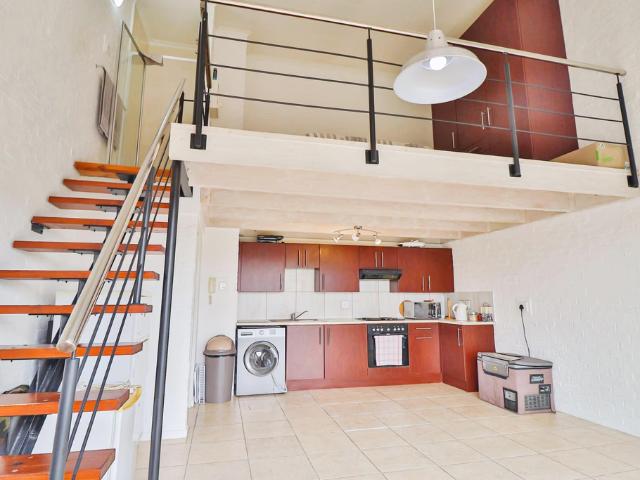1 Bedroom Apartment To Let in Cotswold
