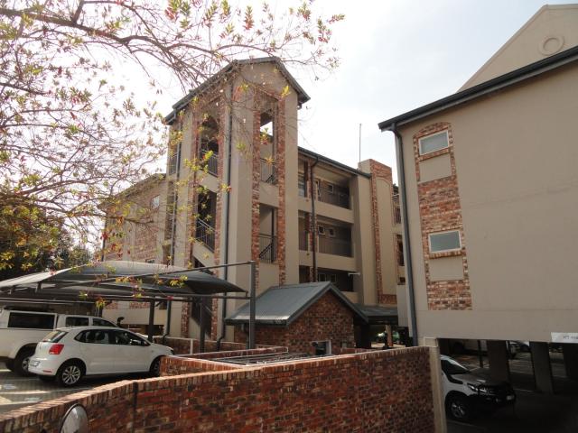 1 Bedroom Apartment To Let in Die Bult