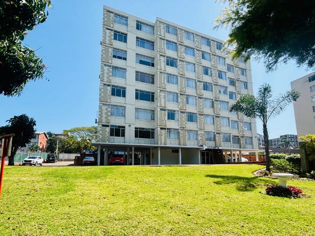 1 Bedroom Apartment To Let in Essenwood