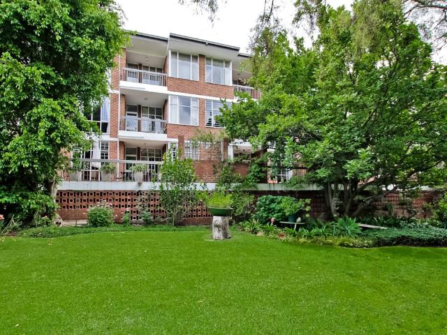 1 Bedroom Apartment To Let in Hyde Park