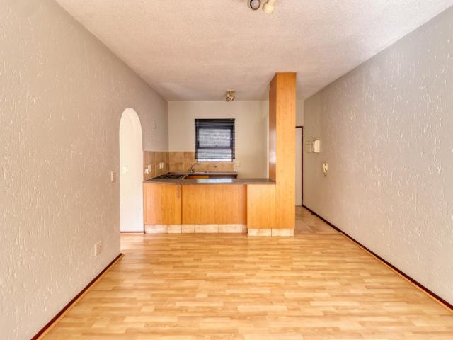 1 Bedroom Apartment To Let in Lonehill