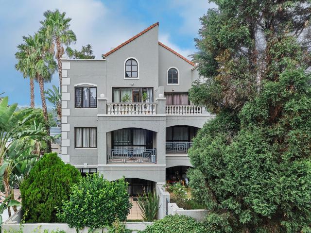 1 Bedroom Apartment To Let in Melrose