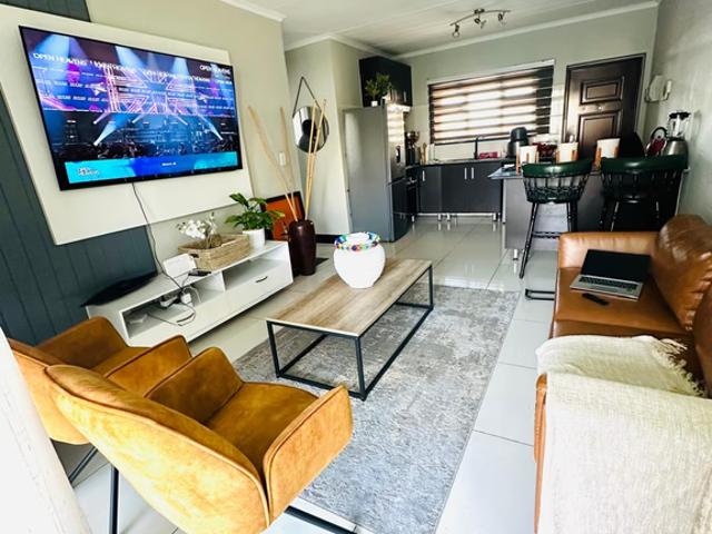 1 Bedroom Apartment To Let in Noordwyk | Waterfall Properties
