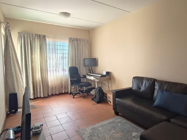 1 Bedroom Apartment To Let in Northgate
