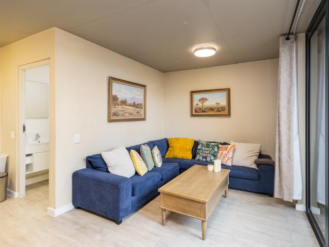 1 Bedroom Apartment To Let in Observatory