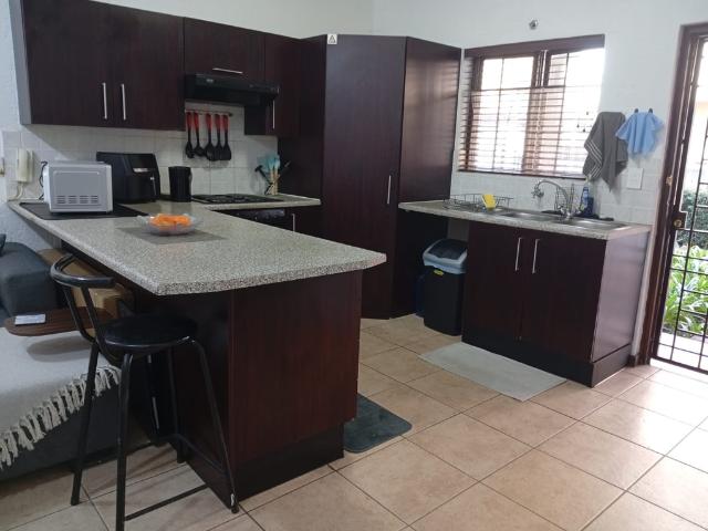 1 Bedroom Apartment To Let in Paulshof | Waterfall Properties