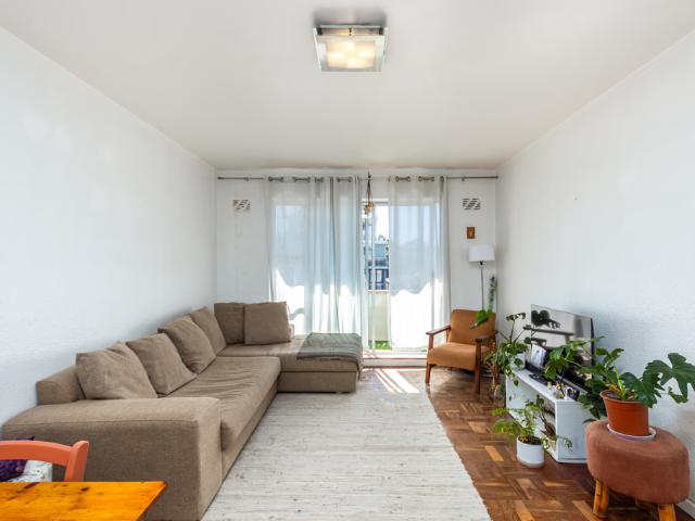 1 Bedroom Apartment To Let in Sea Point