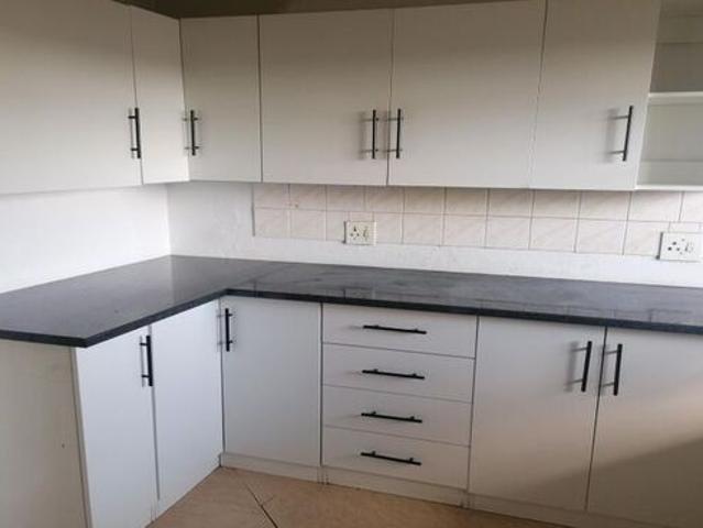 1 Bedroom apartment to rent in Florida, Roodepoort
