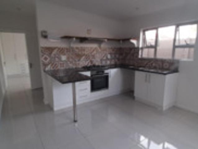 1 Bedroom Apartment to Rent in Kenwyn