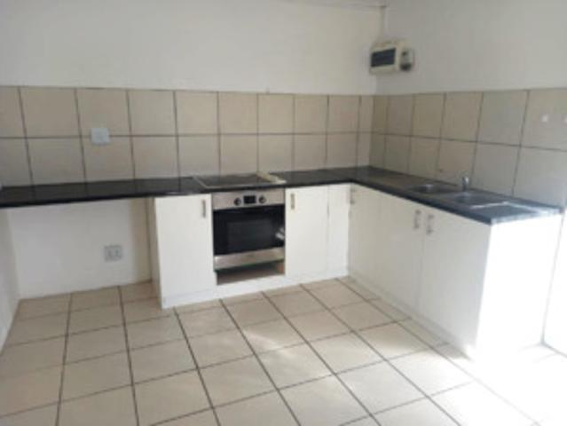 1 Bedroom Apartment to Rent in Saldanha Central