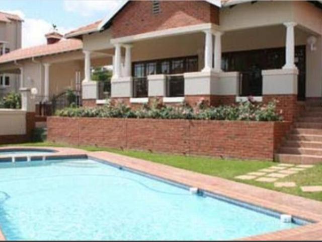 1 Bedroom apartment to rent in Paulshof, Sandton
