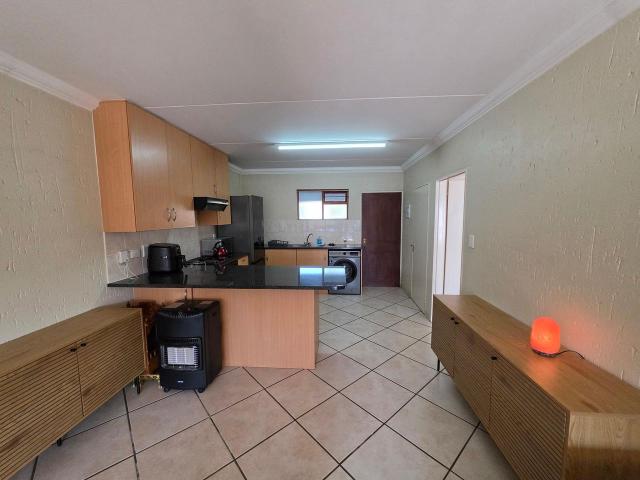 1 Bedroom apartment to rent in Paulshof, Sandton
