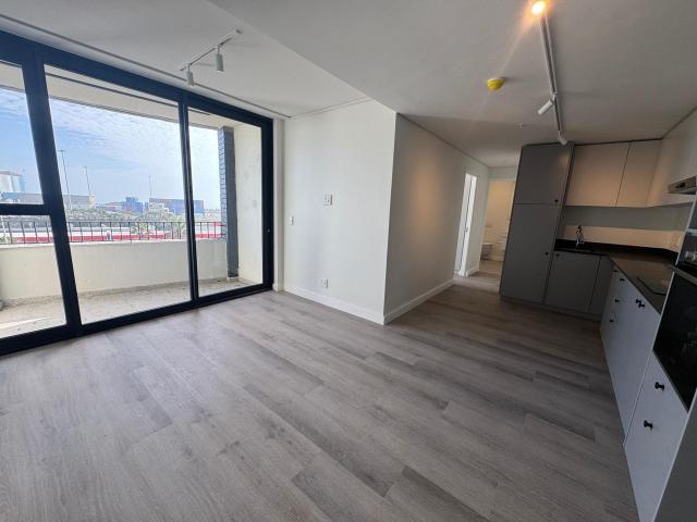 1 Bedroom apartment to rent in Paarden Eiland, Cape Town