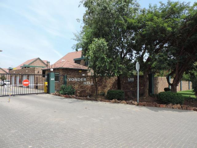 1 Bedroom apartment to rent in Rietvalleirand, Pretoria