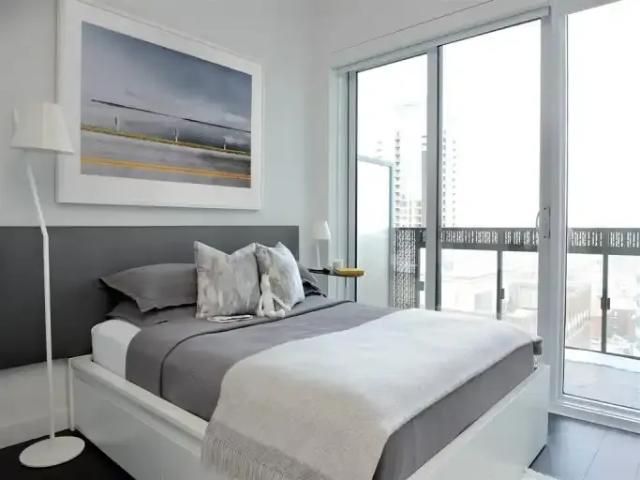 1 Bedroom Apartment Toronto ON 100976687