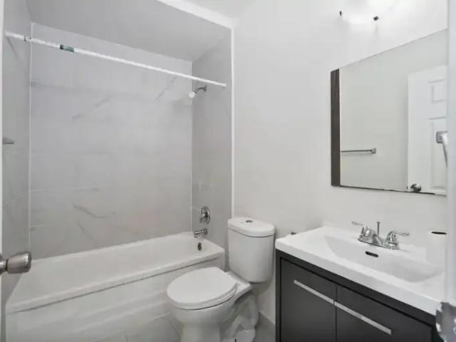 1 Bedroom Apartment Toronto ON 101300364