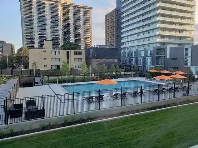 1 Bedroom Apartment Toronto ON 102700386