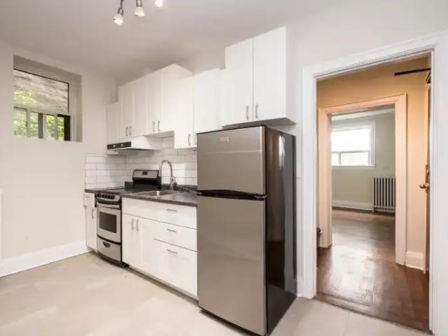 1 Bedroom Apartment Toronto ON 103839882