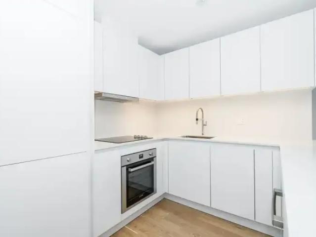 1 Bedroom Apartment Toronto ON 98916809