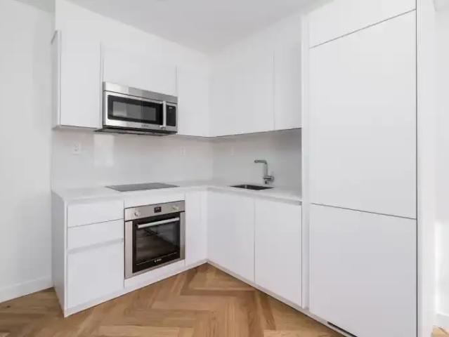1 Bedroom Apartment Toronto ON LS99262341
